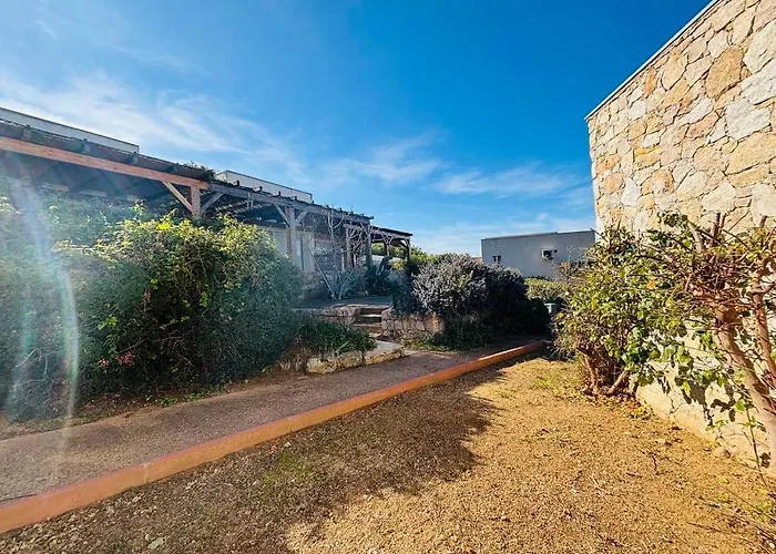 Libeccio 42 Daire Lumio (Corsica)
